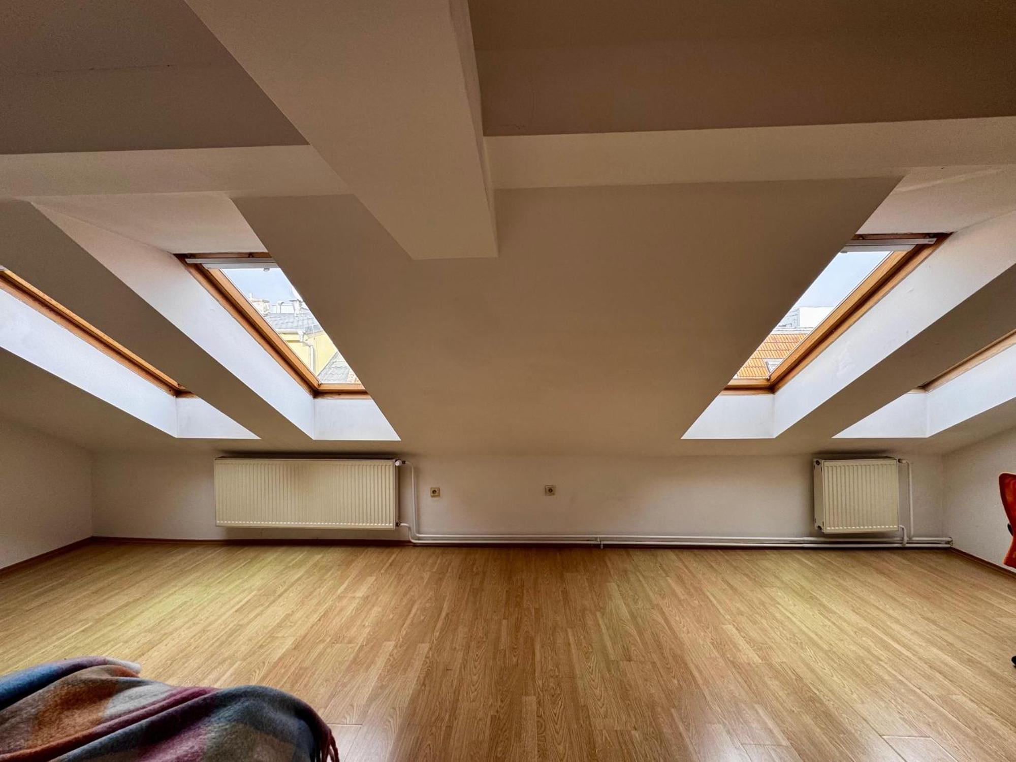 120 M2 Apartment In The Centre Of The Old Town Bratislava Bagian luar foto